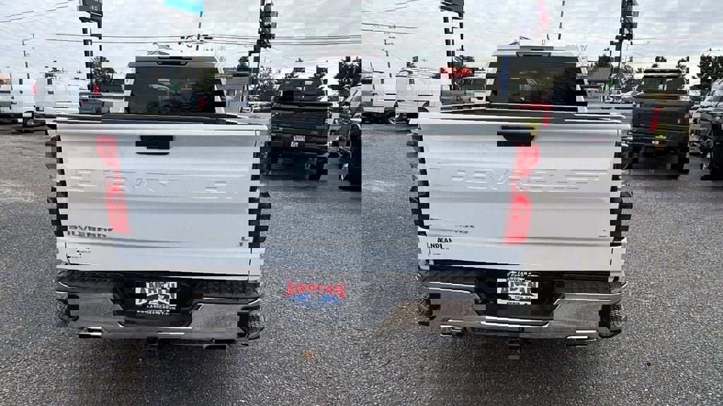 Used 2020 Chevrolet Silverado 1500 LT w/ All-Star Edition image 6