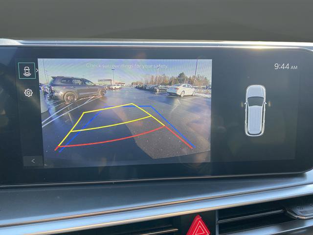 Used 2024 Kia Sorento S image 10