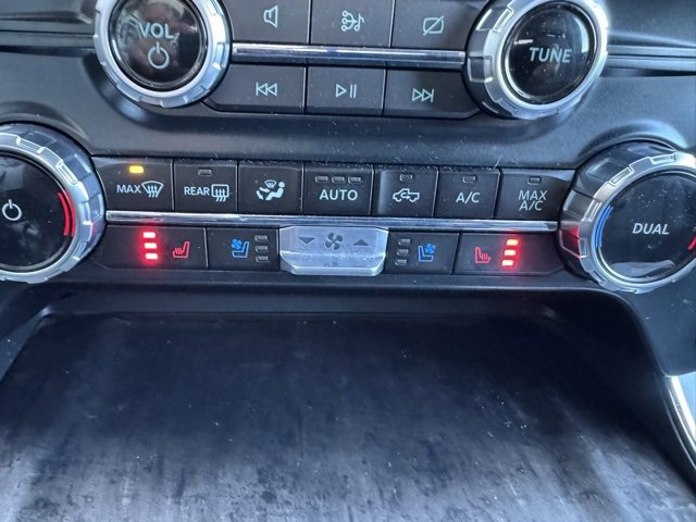 Used 2023 Ford F150 Lariat w/ Equipment Group 502A High image 22