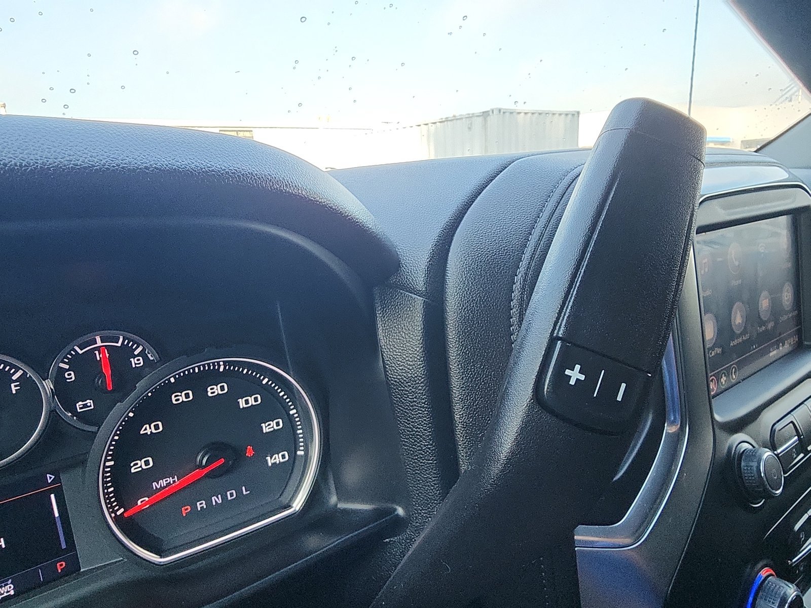 Used 2022 Chevrolet Silverado 1500 LT AWD/4WD image 16