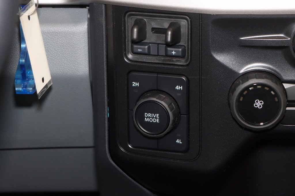 New 2025 Ford F350 XL w/ XL Chrome Package image 20