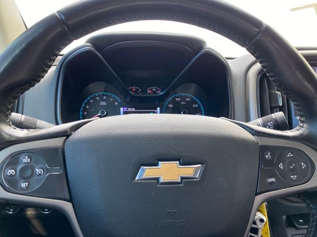 Used 2017 Chevrolet Colorado Z71 w/ Z71 Midnight Edition image 14