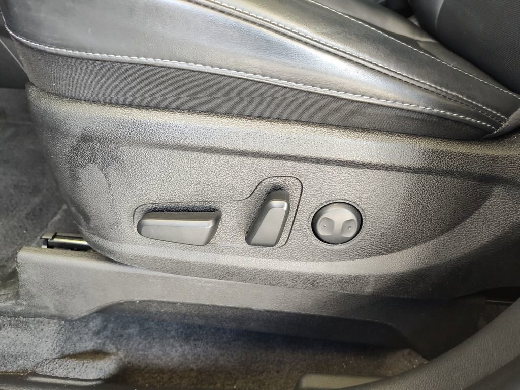 Used 2025 Kia Telluride S image 24