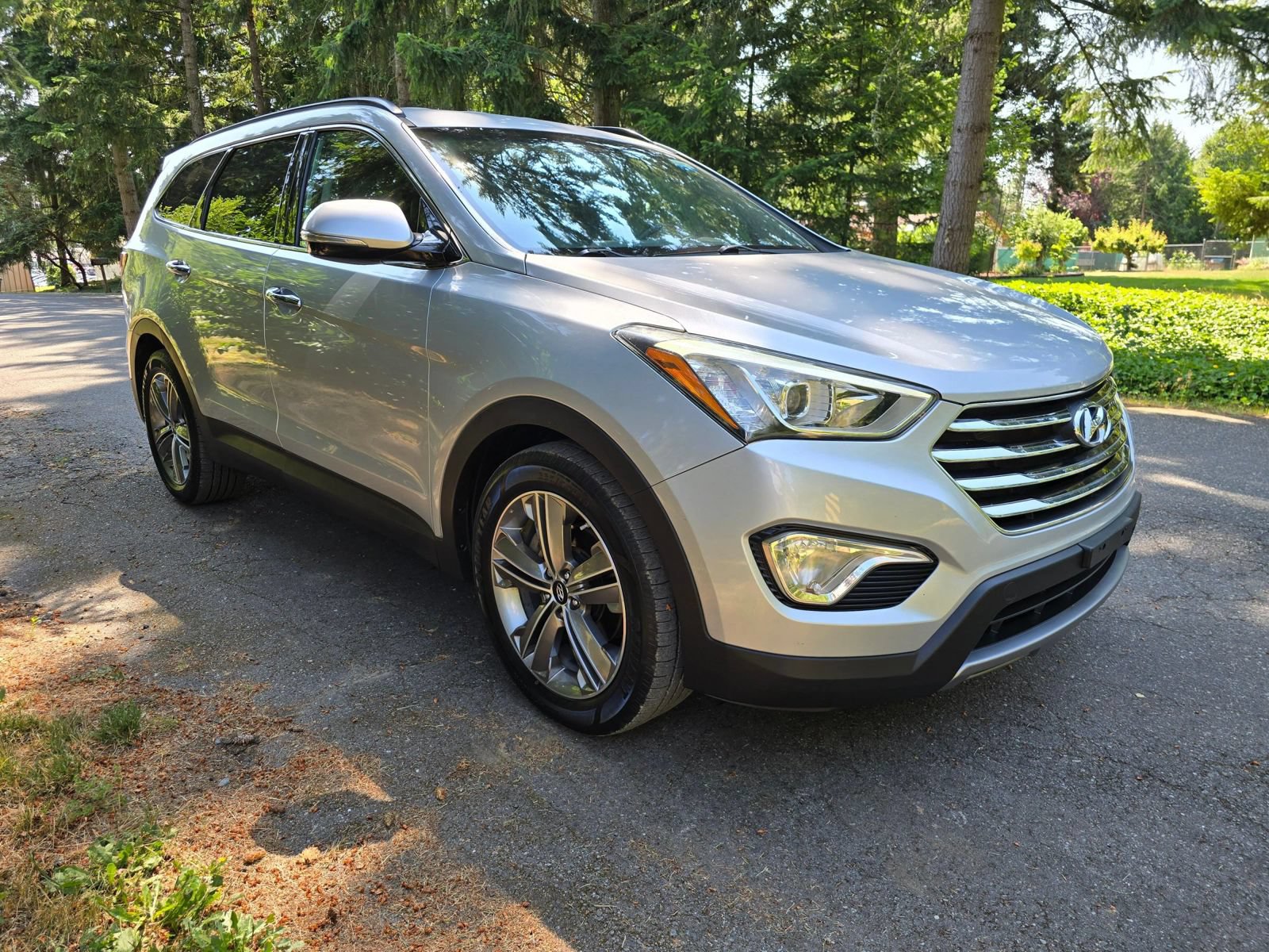 Used 2013 Hyundai Santa Fe Limited AWD/4WD image 9