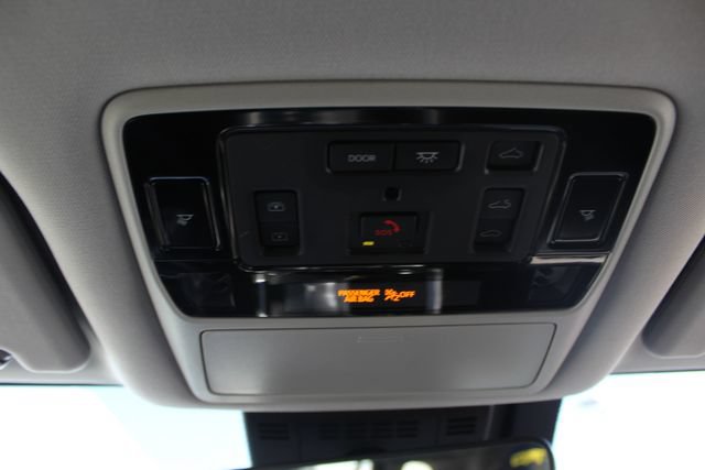 Certified 2025 Toyota Grand Highlander AWD image 50