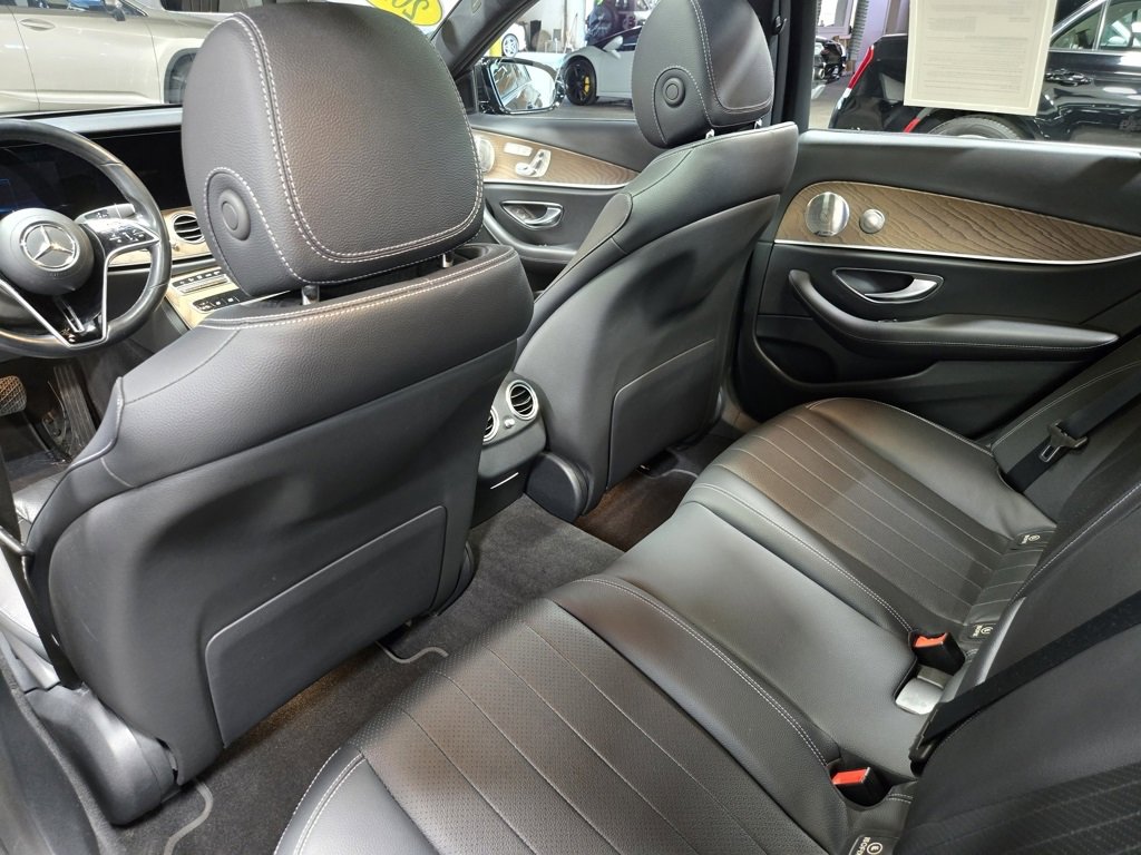 Used 2022 Mercedes-Benz E 350 4MATIC Sedan image 40