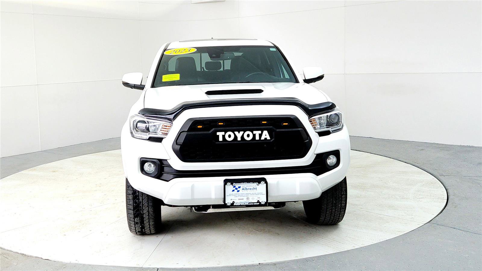 Certified 2023 Toyota Tacoma TRD Sport w/ TRD Premium Sport Package image 8