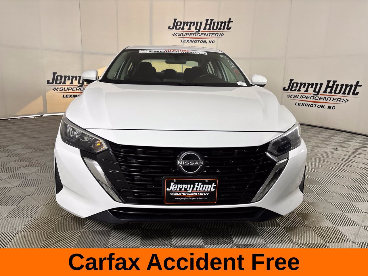 Used 2024 Nissan Sentra S FWD image 3
