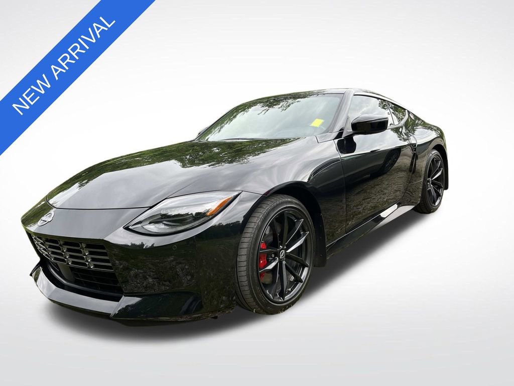 Used 2024 Nissan Z Performance w/ Floor Mat Package RWD image 6