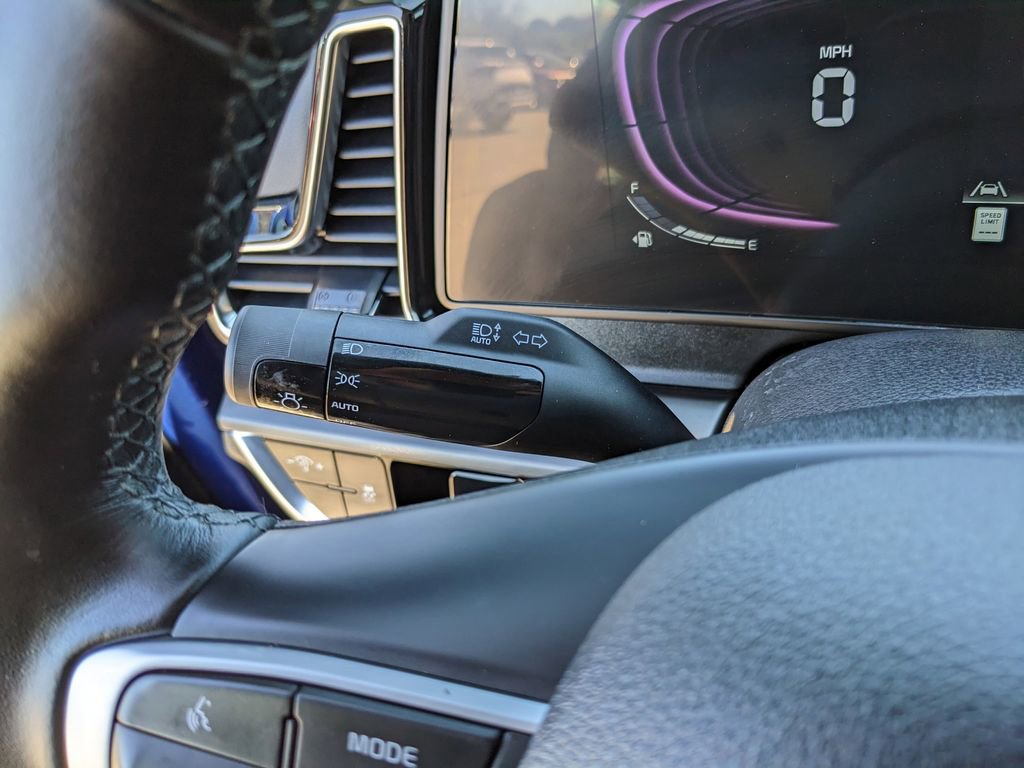 Certified 2025 Kia Sportage EX image 34