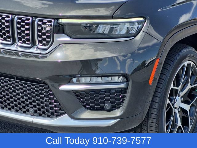 Used 2024 Jeep Grand Cherokee Summit AWD/4WD image 9