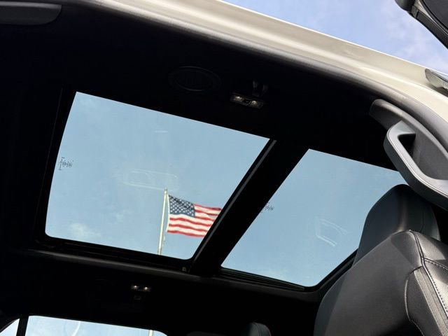 Used 2024 Ford Explorer ST-Line w/ Class IV Trailer Tow Package image 5