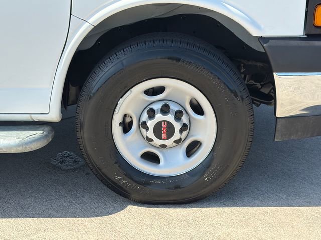 Used 2024 GMC Savana 2500 w/ Driver Convenience Package image 12