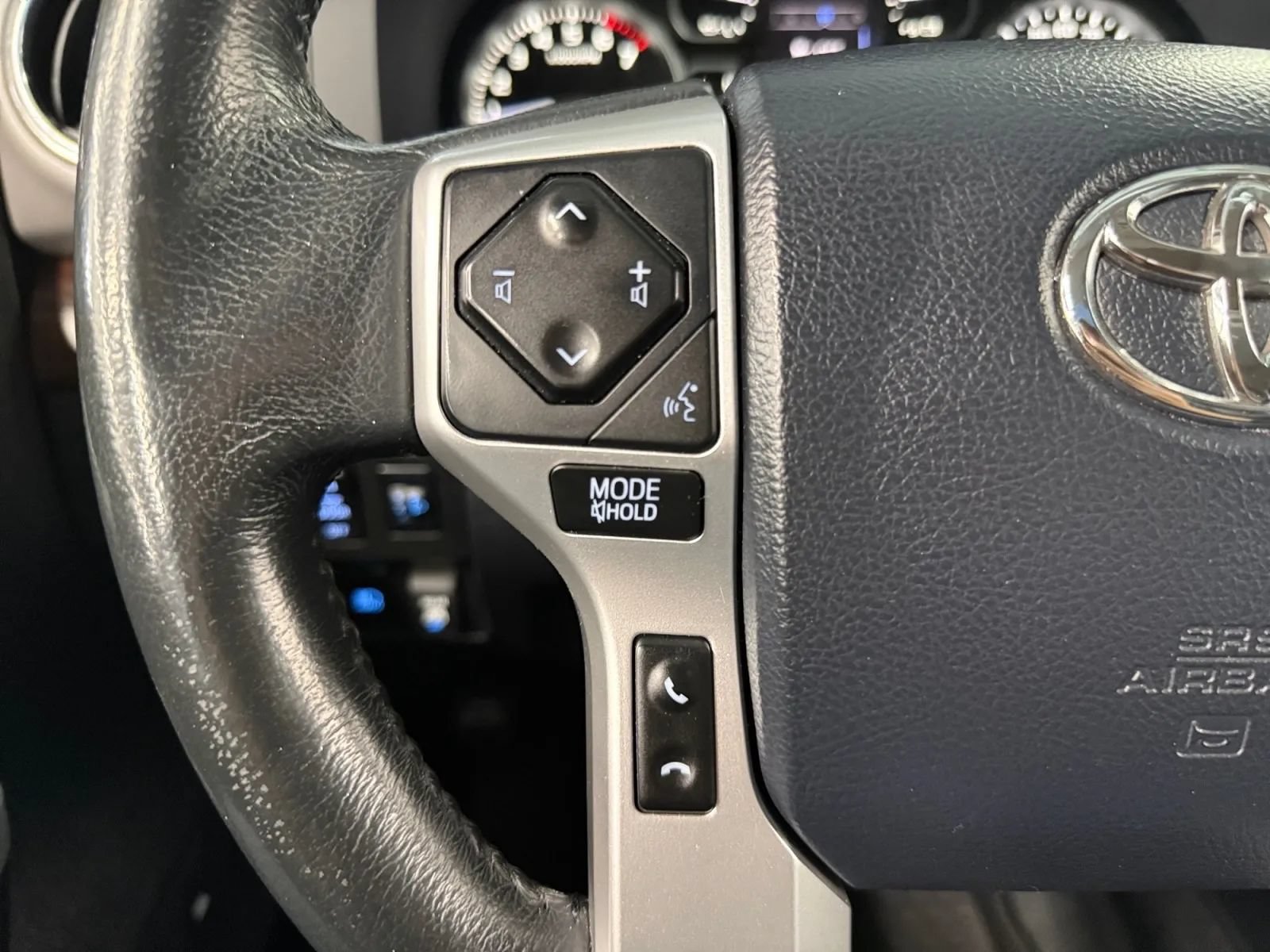 Used 2019 Toyota Tundra Limited AWD/4WD image 19