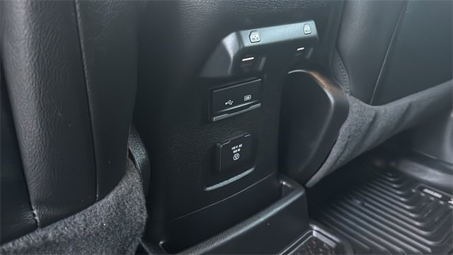 Used 2020 Jeep Wrangler Unlimited Sahara image 21