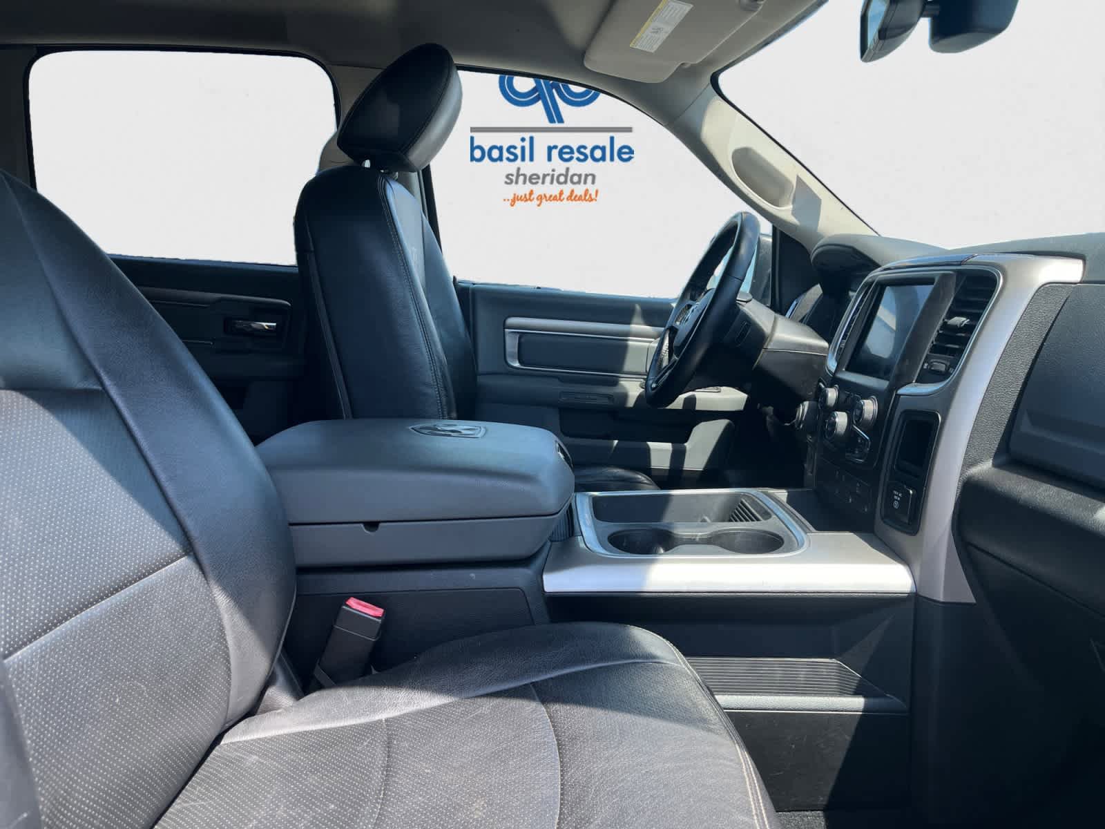Used 2019 RAM 1500 Classic Warlock AWD/4WD image 16
