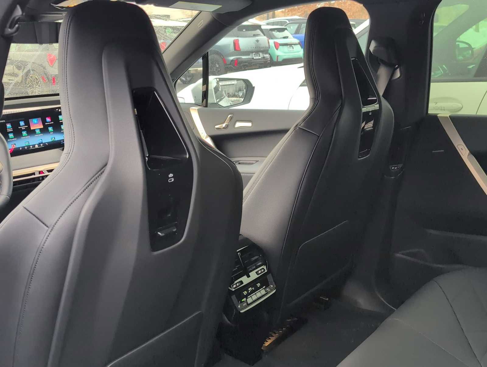 New 2026 BMW iX xDrive45 image 18