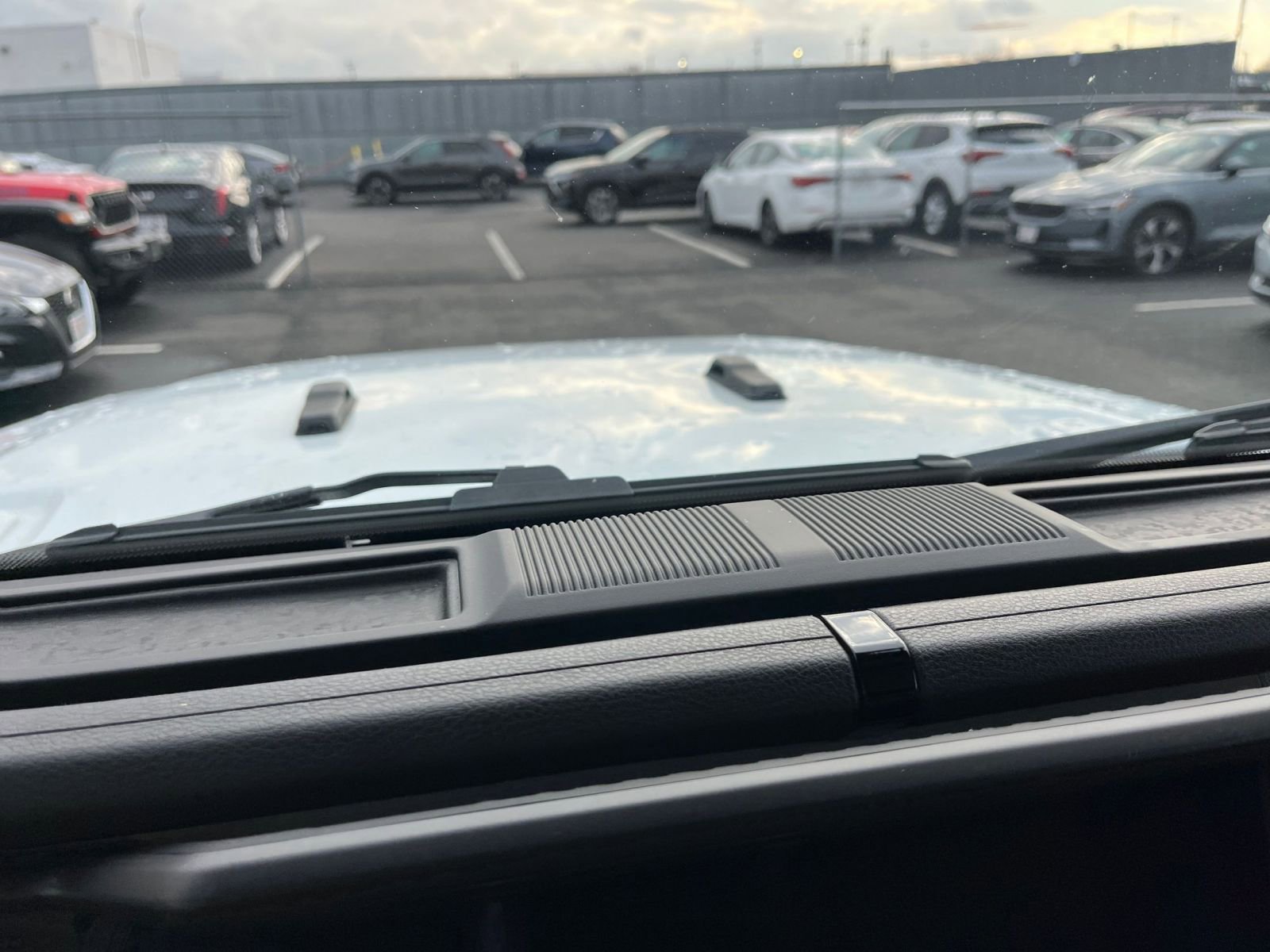 Used 2025 Jeep Wrangler Sport S image 18