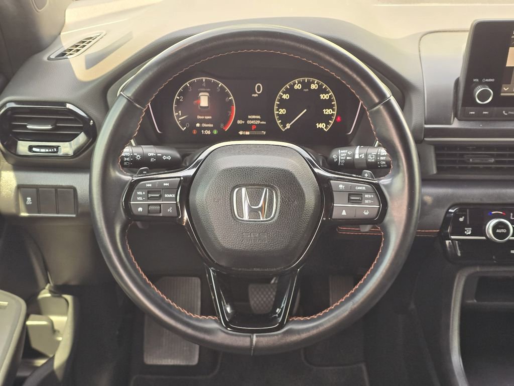 Used 2023 Honda Pilot Sport image 16