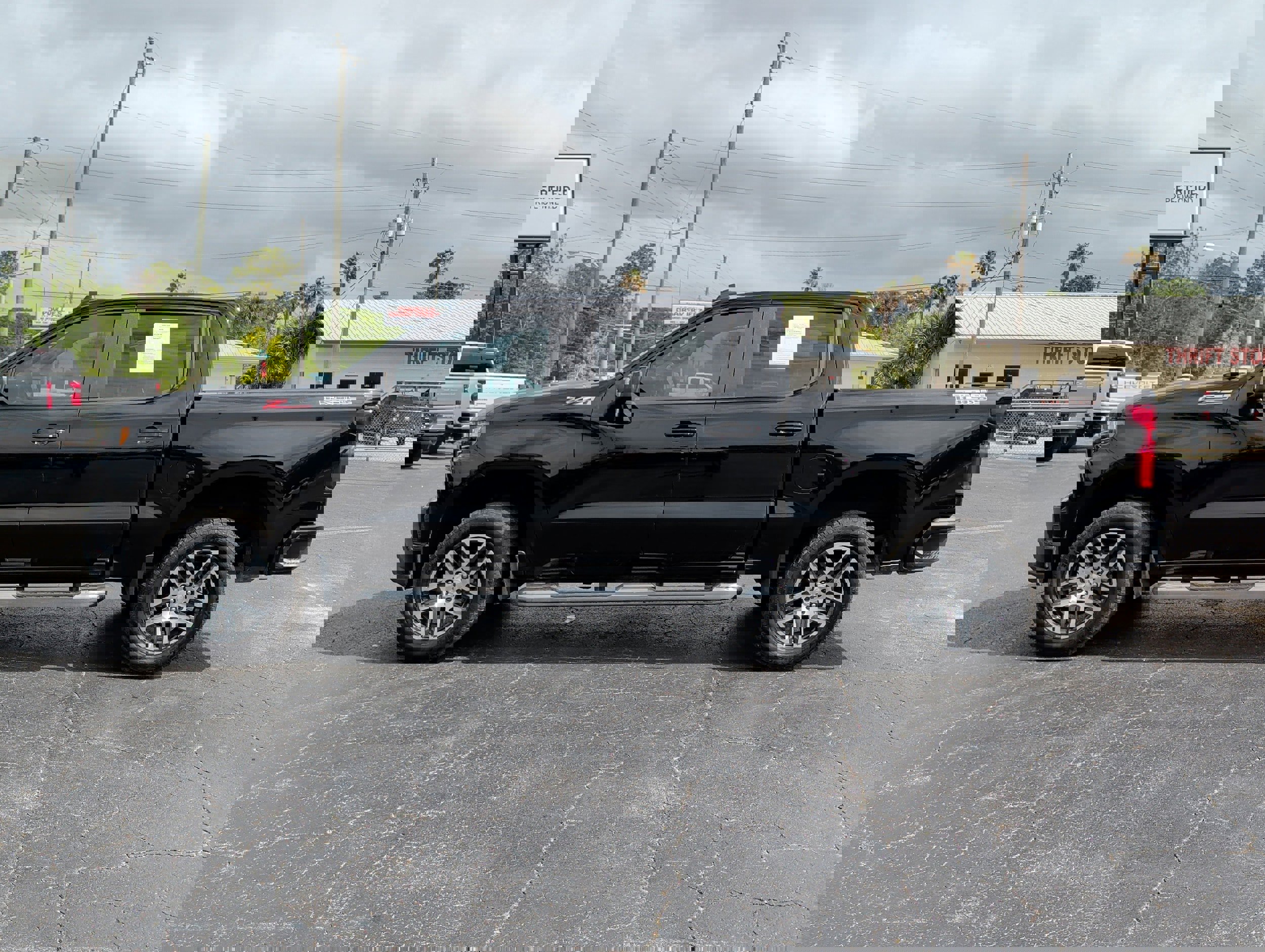 Used 2020 Chevrolet Silverado 1500 LT Trail Boss image 7