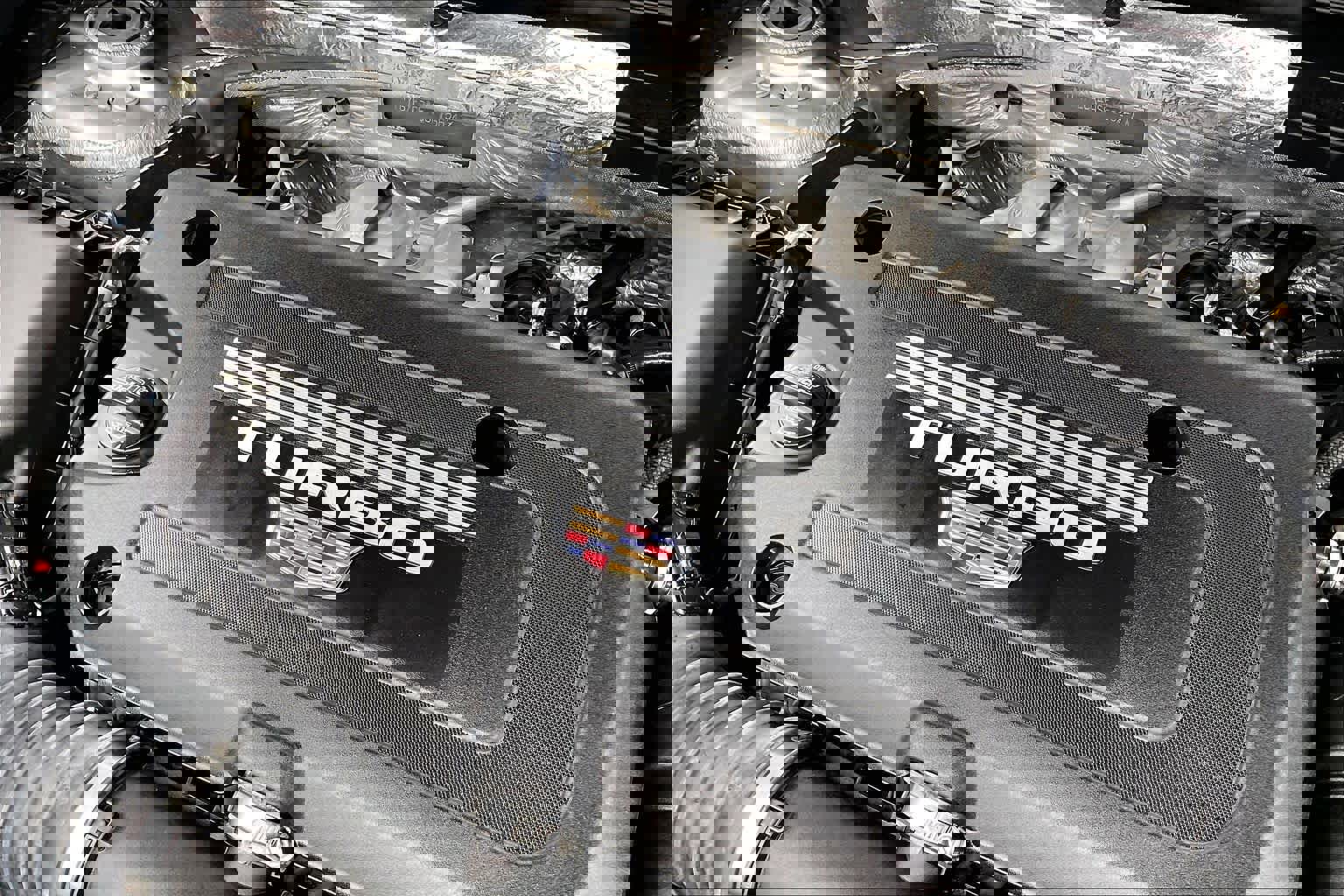 Used 2025 Cadillac XT4 Premium Luxury FWD image 30