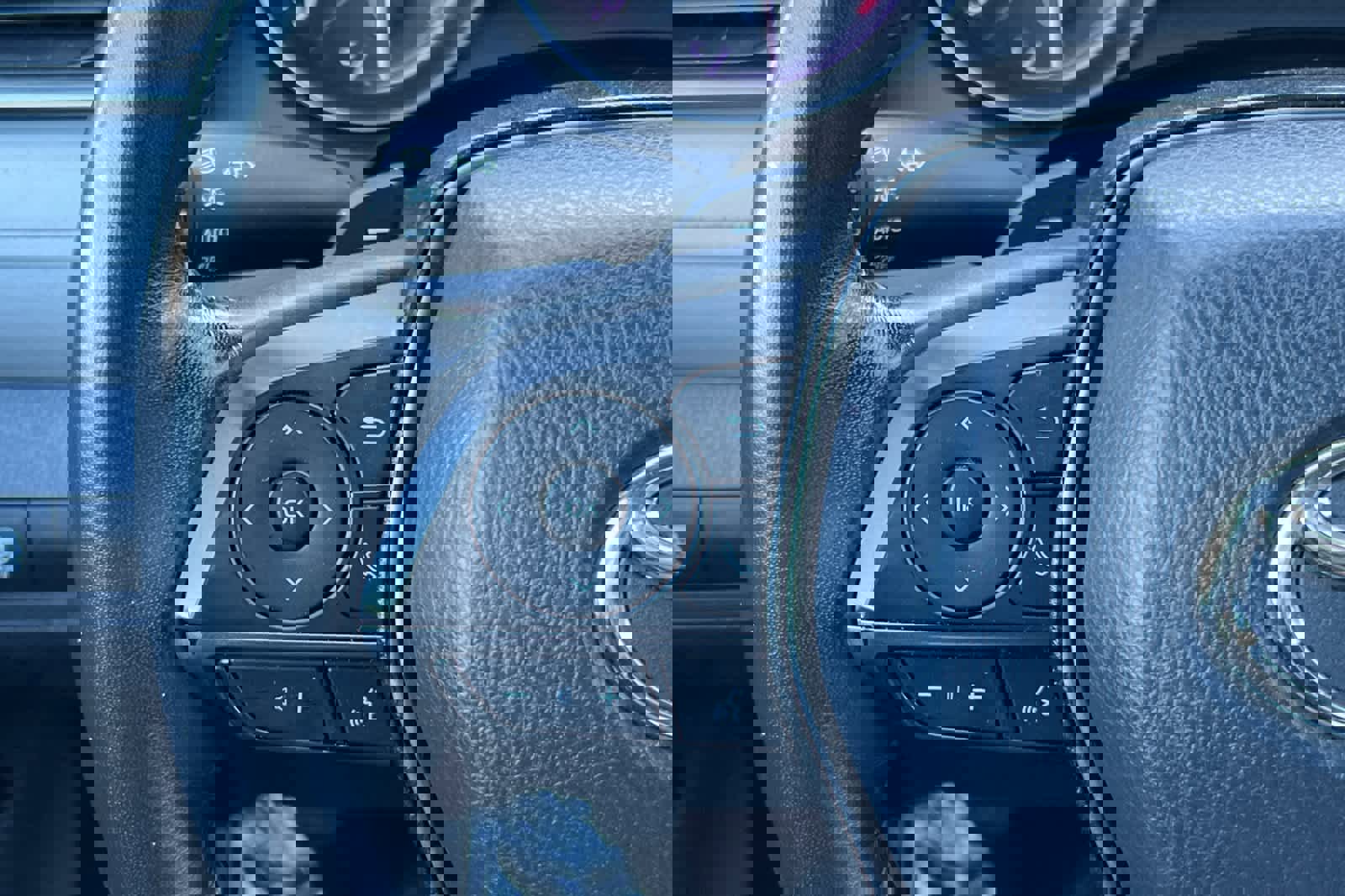 Certified 2022 Toyota Camry SE image 23