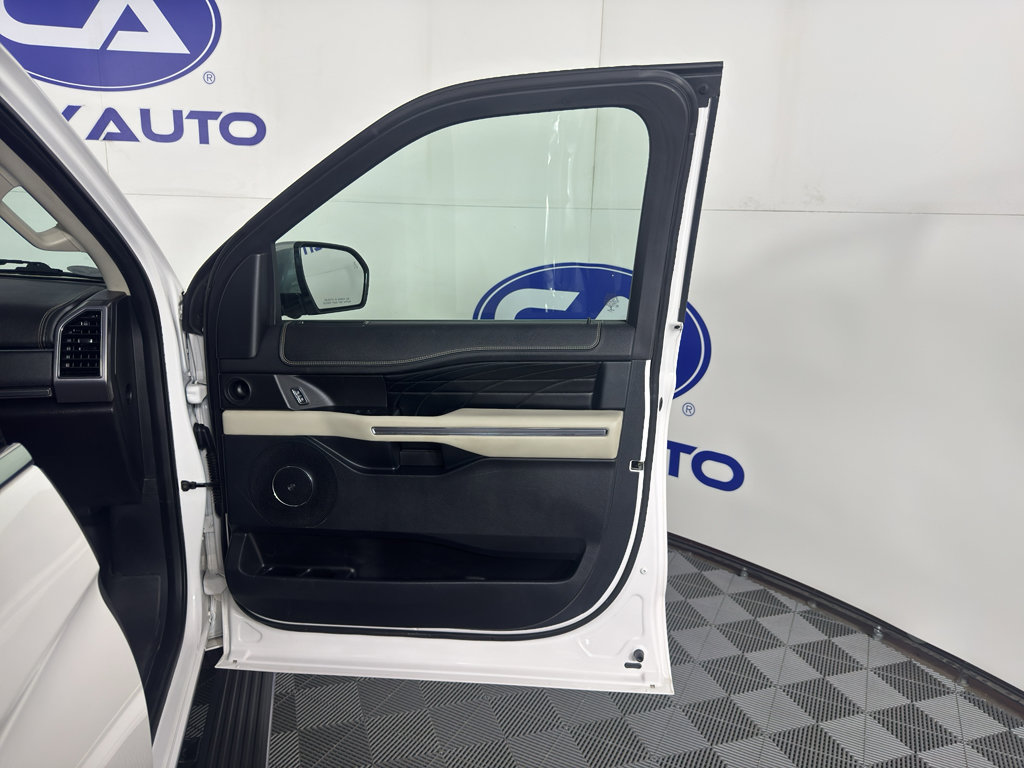 Used 2018 Ford Expedition Platinum AWD/4WD image 41