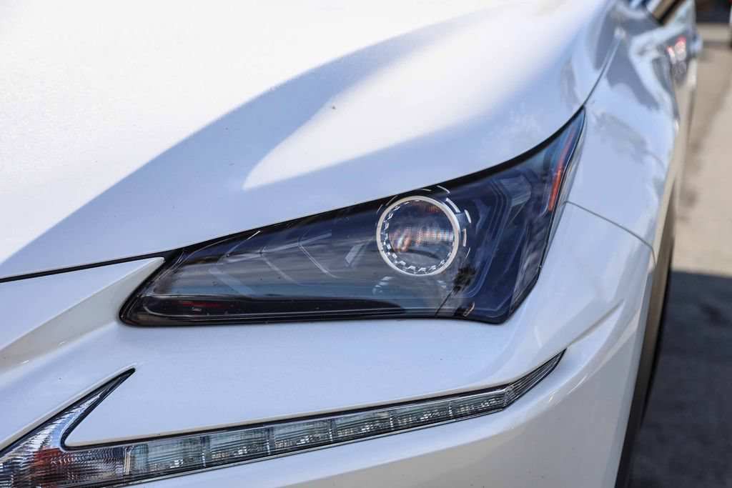 Used 2018 Lexus NX 300 FWD w/ Comfort Package image 10