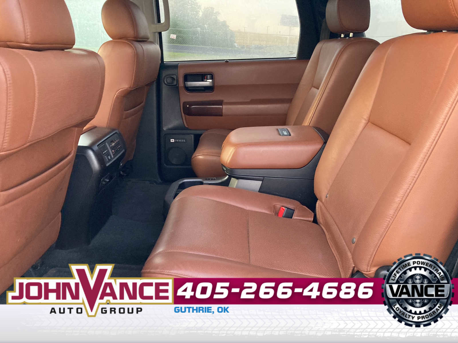 Used 2016 Toyota Sequoia Platinum image 4