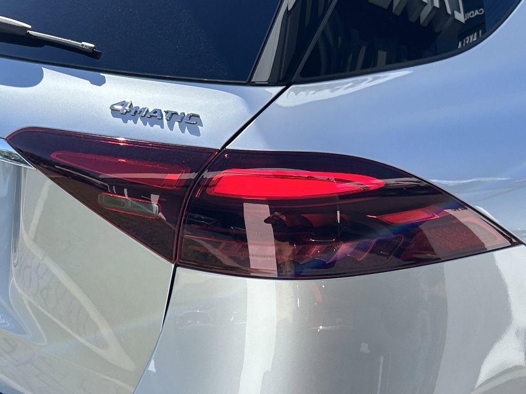 Used 2025 Mercedes-Benz GLE 350 4MATIC image 9