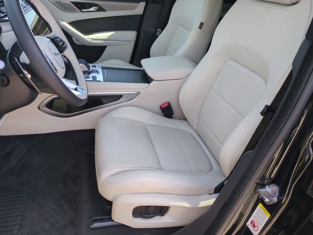 Used 2026 Jaguar F-PACE R-Dynamic S AWD/4WD image 12