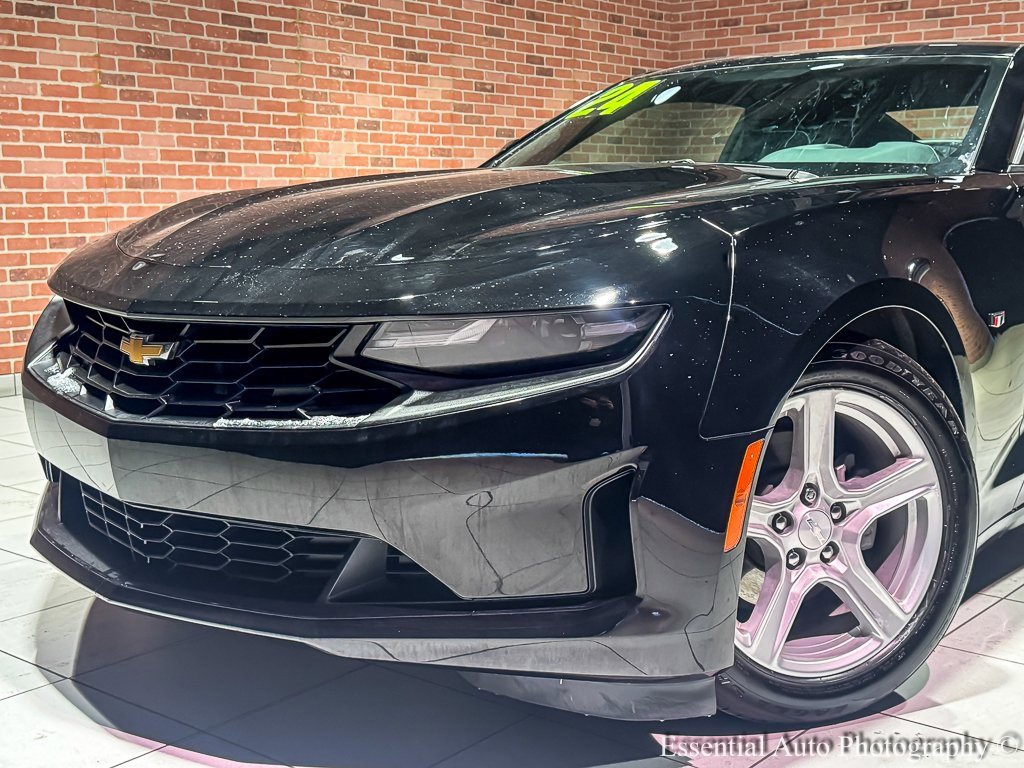 Used 2024 Chevrolet Camaro LT image 4