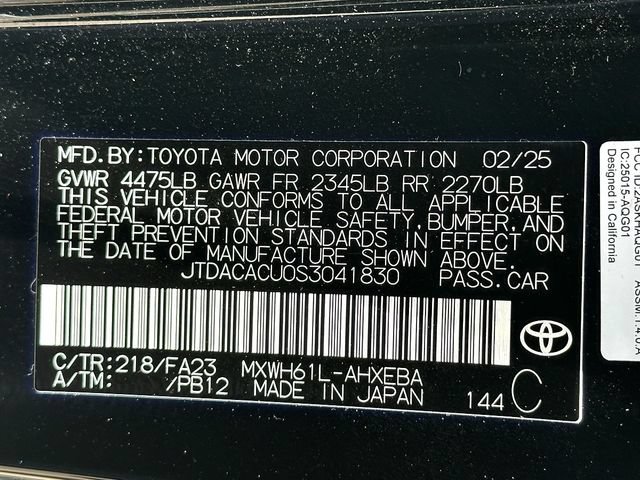 Used 2025 Toyota Prius Plug-In Hybrid FWD image 32