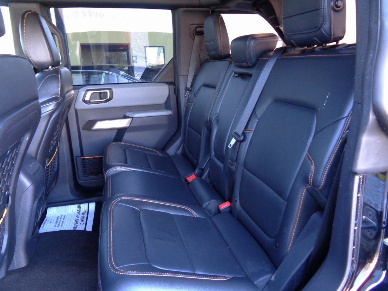 Used 2023 Ford Bronco Badlands image 16