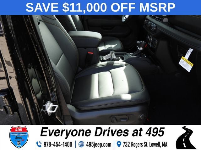 New 2025 Jeep Wrangler Unlimited Sahara w/ Technology Group AWD/4WD image 10