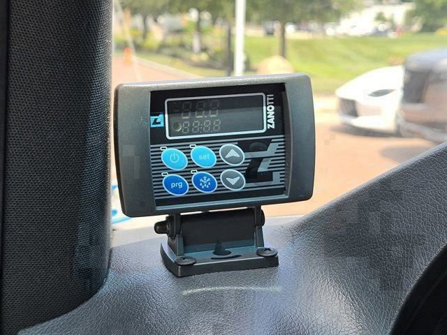 Used 2023 Mercedes-Benz Sprinter 3500 image 29