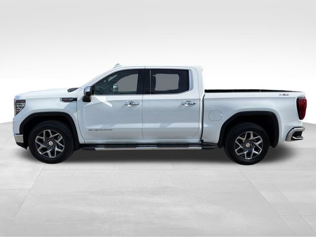 Used 2023 GMC Sierra 1500 SLT w/ SLT Premium Package AWD/4WD image 4