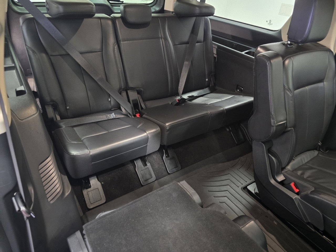 Used 2022 Ford Expedition Max XLT image 24