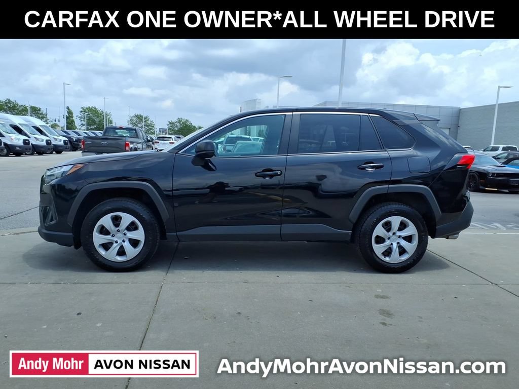 Used 2024 Toyota RAV4 LE AWD/4WD image 5