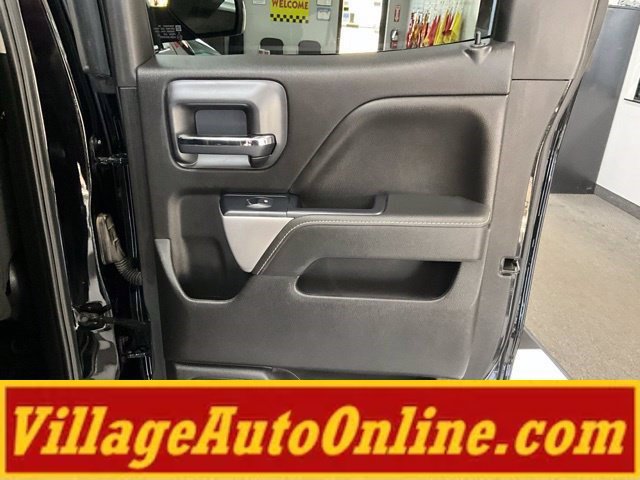 Used 2018 Chevrolet Silverado 1500 LT w/ All Star Edition AWD/4WD image 30
