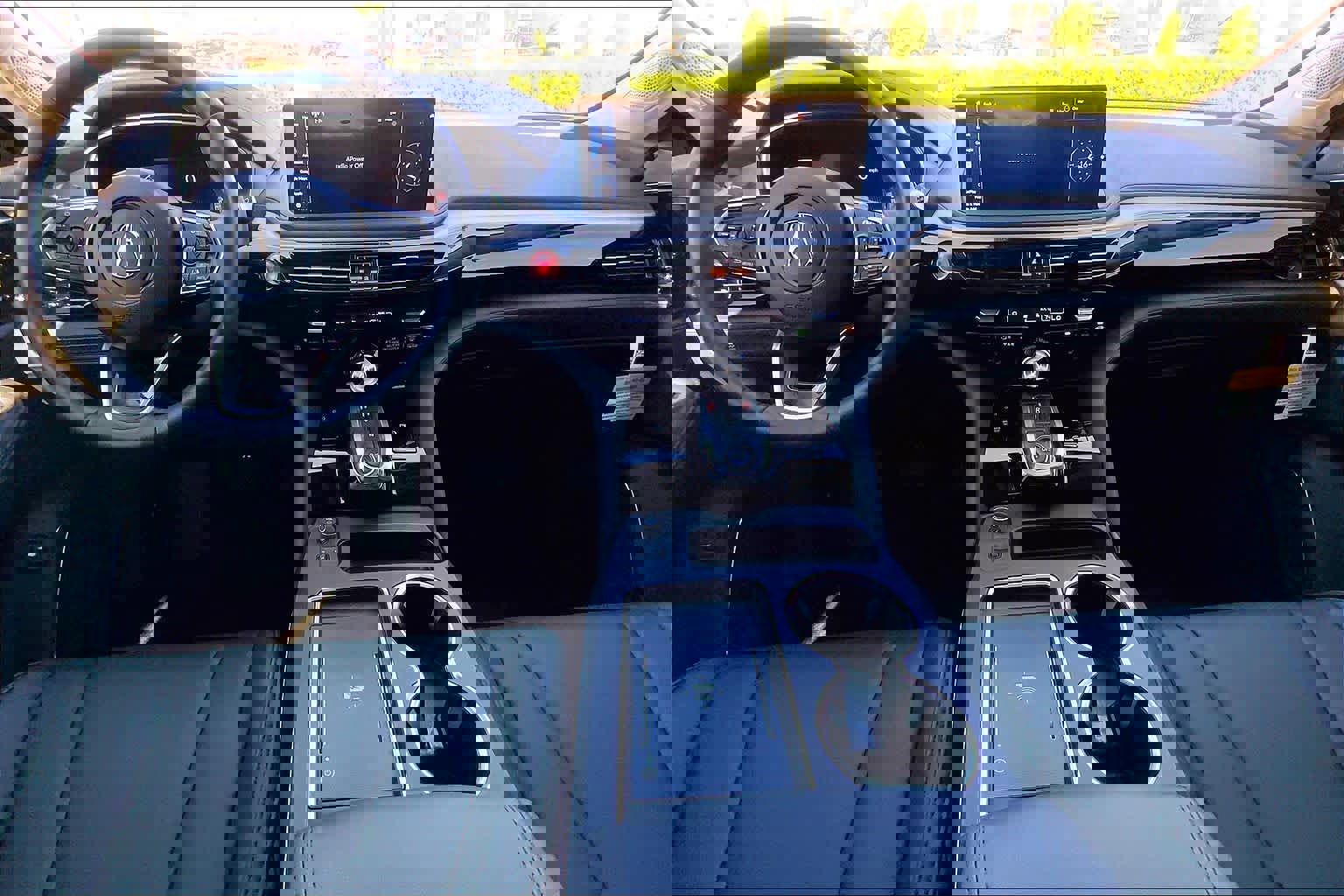 Certified 2026 Acura MDX FWD image 15