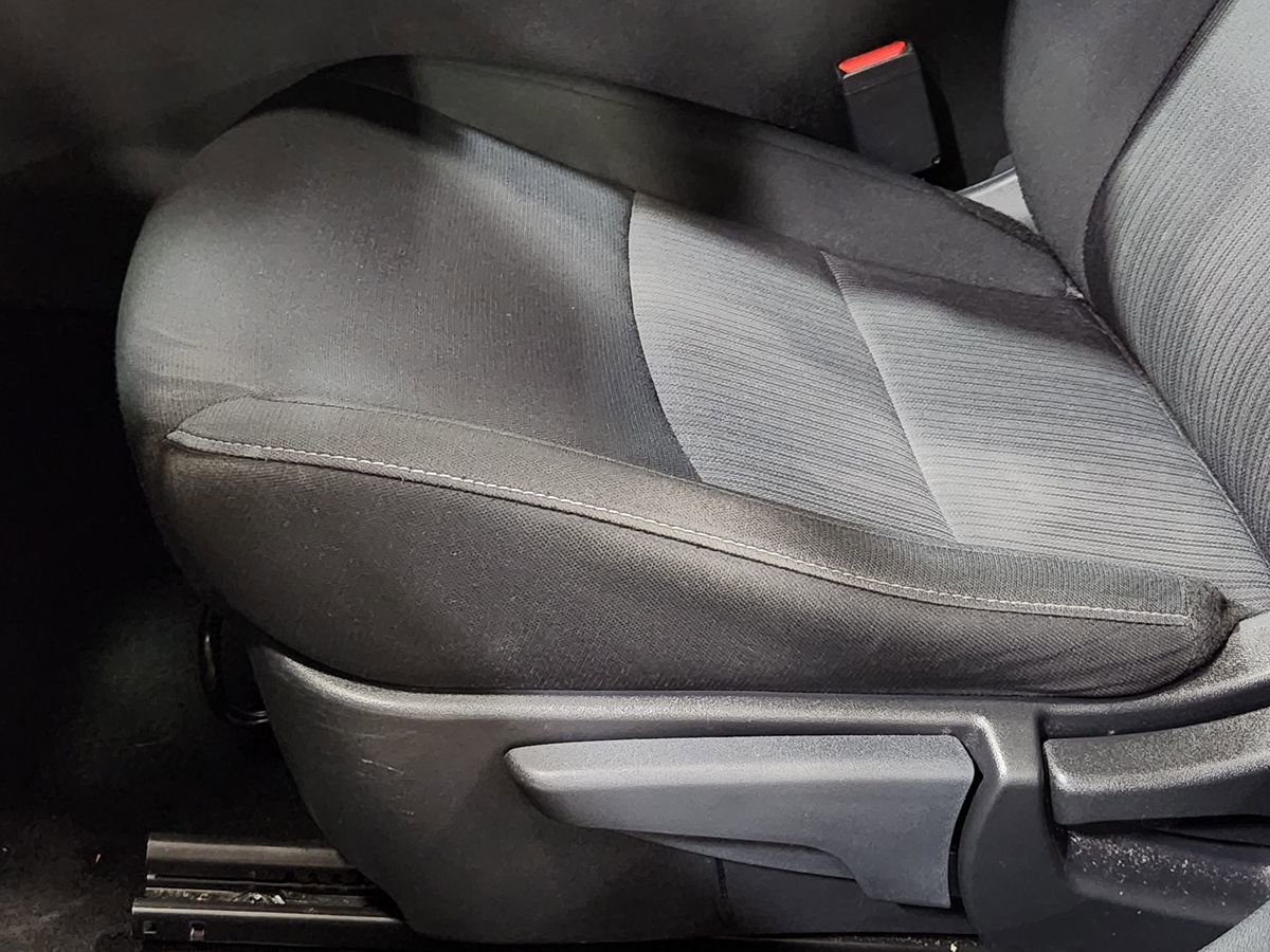 Used 2023 Nissan Sentra SV FWD image 34