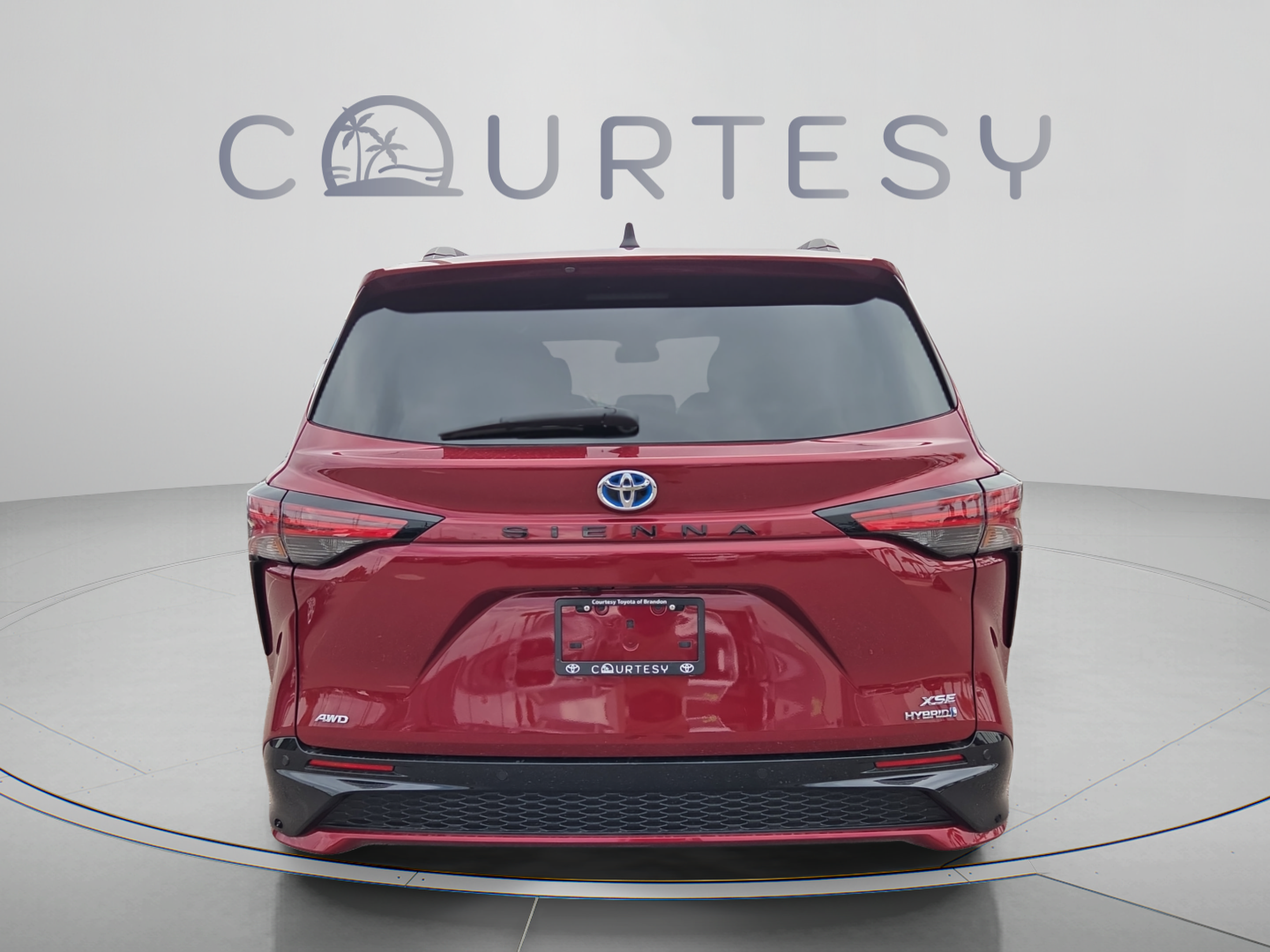 Certified 2021 Toyota Sienna XSE AWD/4WD image 4