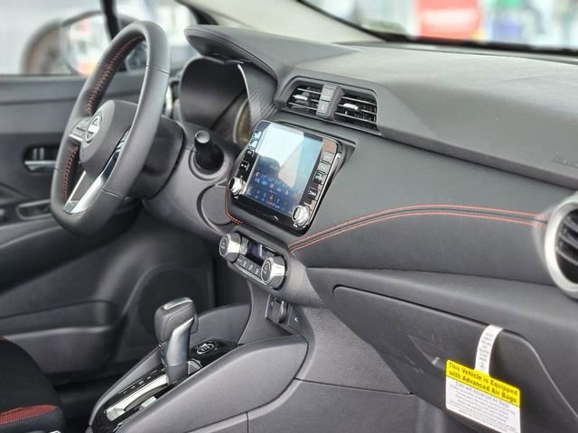 New 2025 Nissan Versa SR w/ Trunk Package image 9