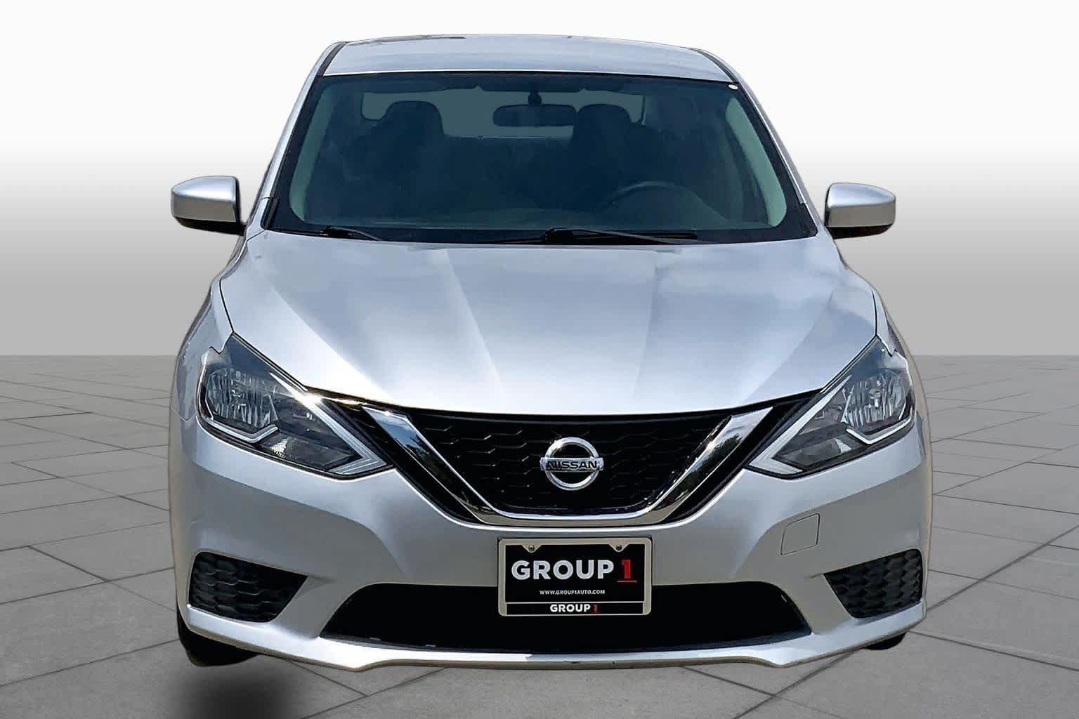 Used 2016 Nissan Sentra SV FWD image 4