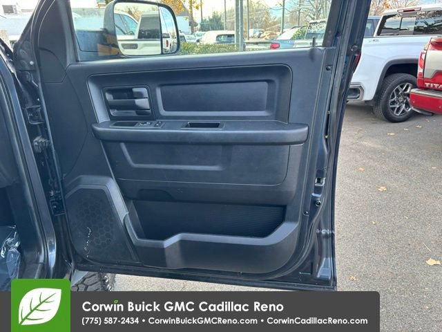 Used 2013 RAM 2500 Tradesman w/ Chrome Appearance Group image 26