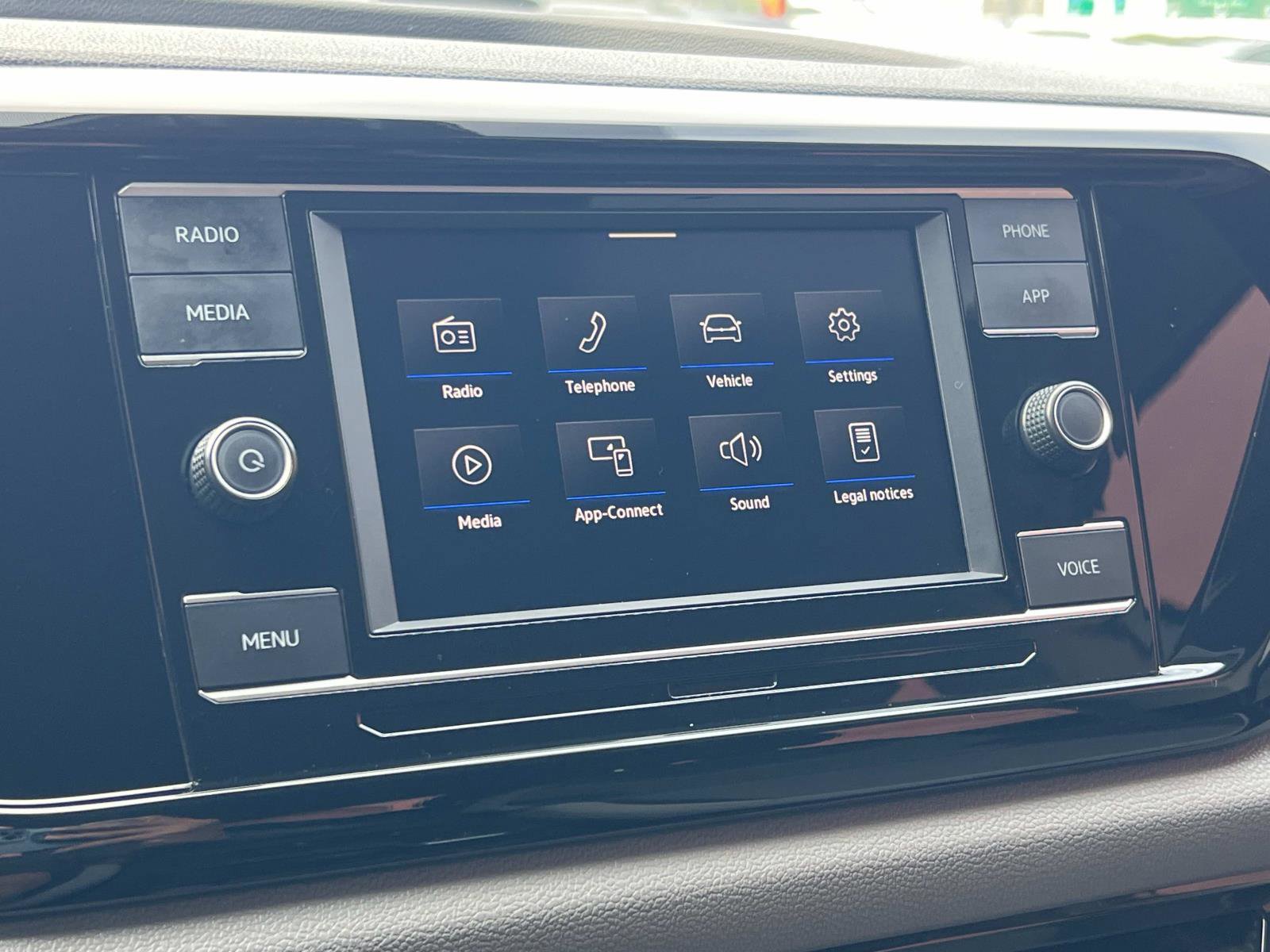 Certified 2022 Volkswagen Taos S image 13