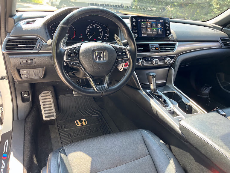 Used 2018 Honda Accord Sport image 10