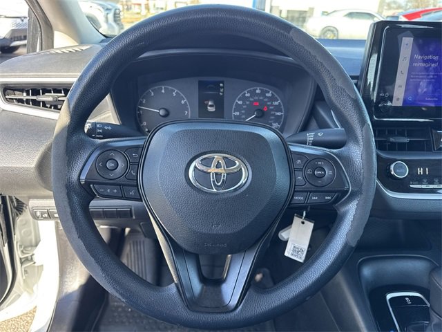 Used 2023 Toyota Corolla LE image 16