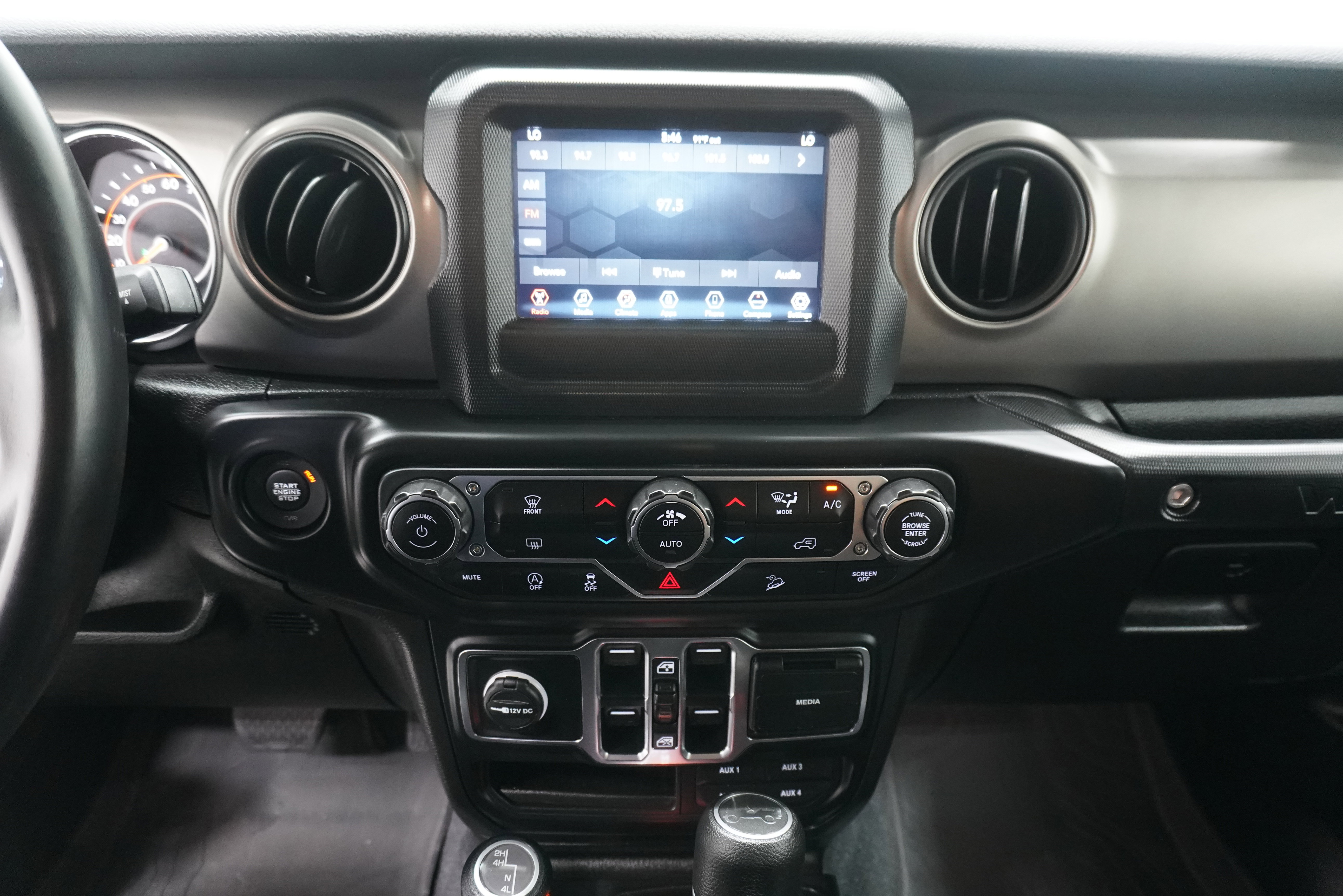 Used 2019 Jeep Wrangler Unlimited Sport S AWD/4WD image 21